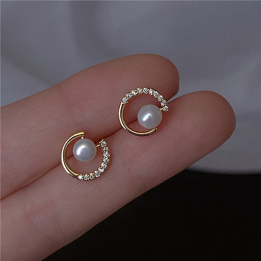 Simple C Shape Stud Earrings For Women Exquisite Pearl Round Crystal Jewelry