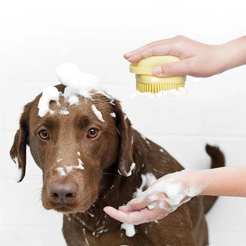 Furry Friend Bath Gloves: Gentle silicone brush for pampering your puppy or kitty
